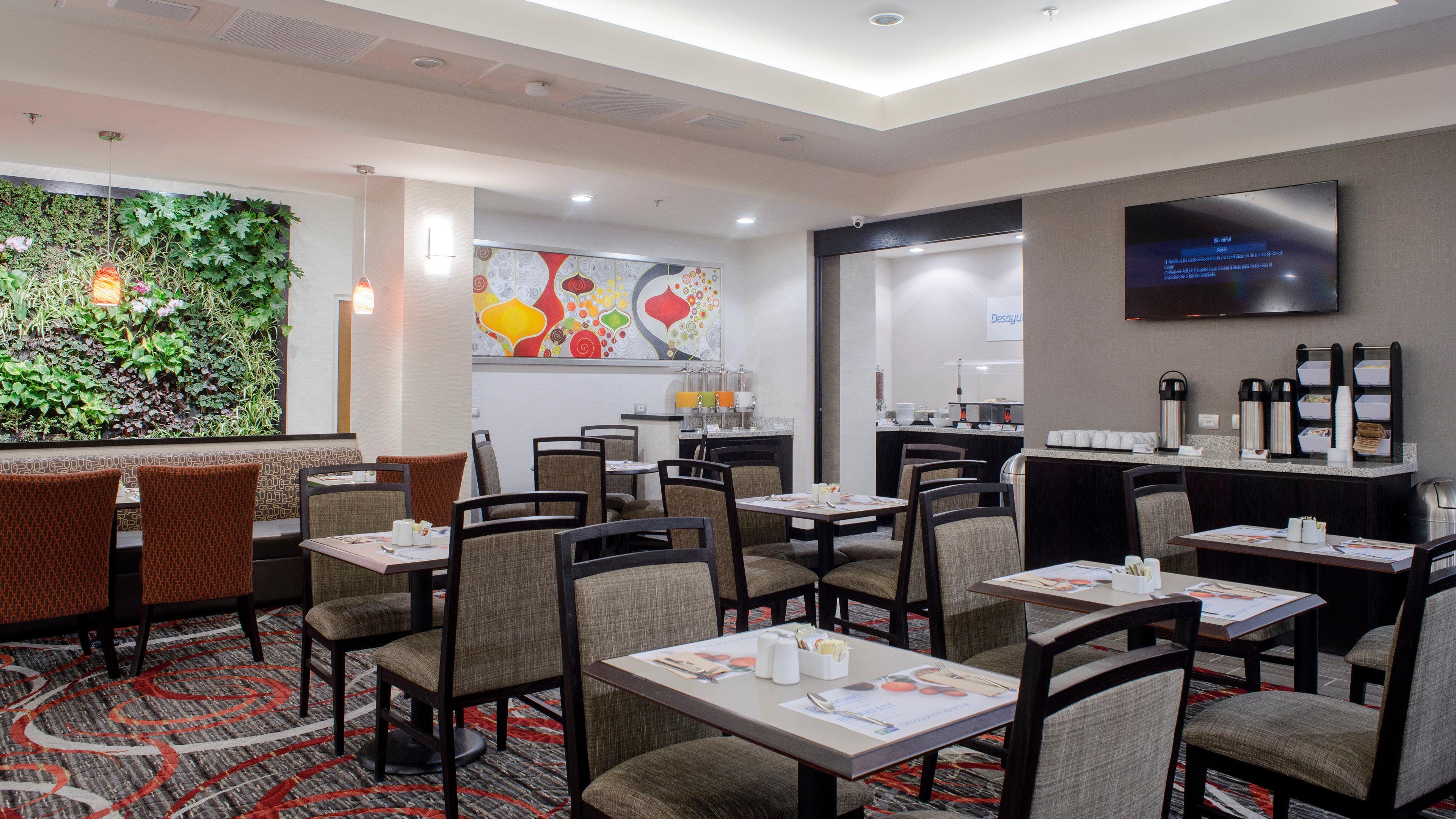 Holiday Inn Express & Suites Chihuahua Juventud By Ihg Exterior photo