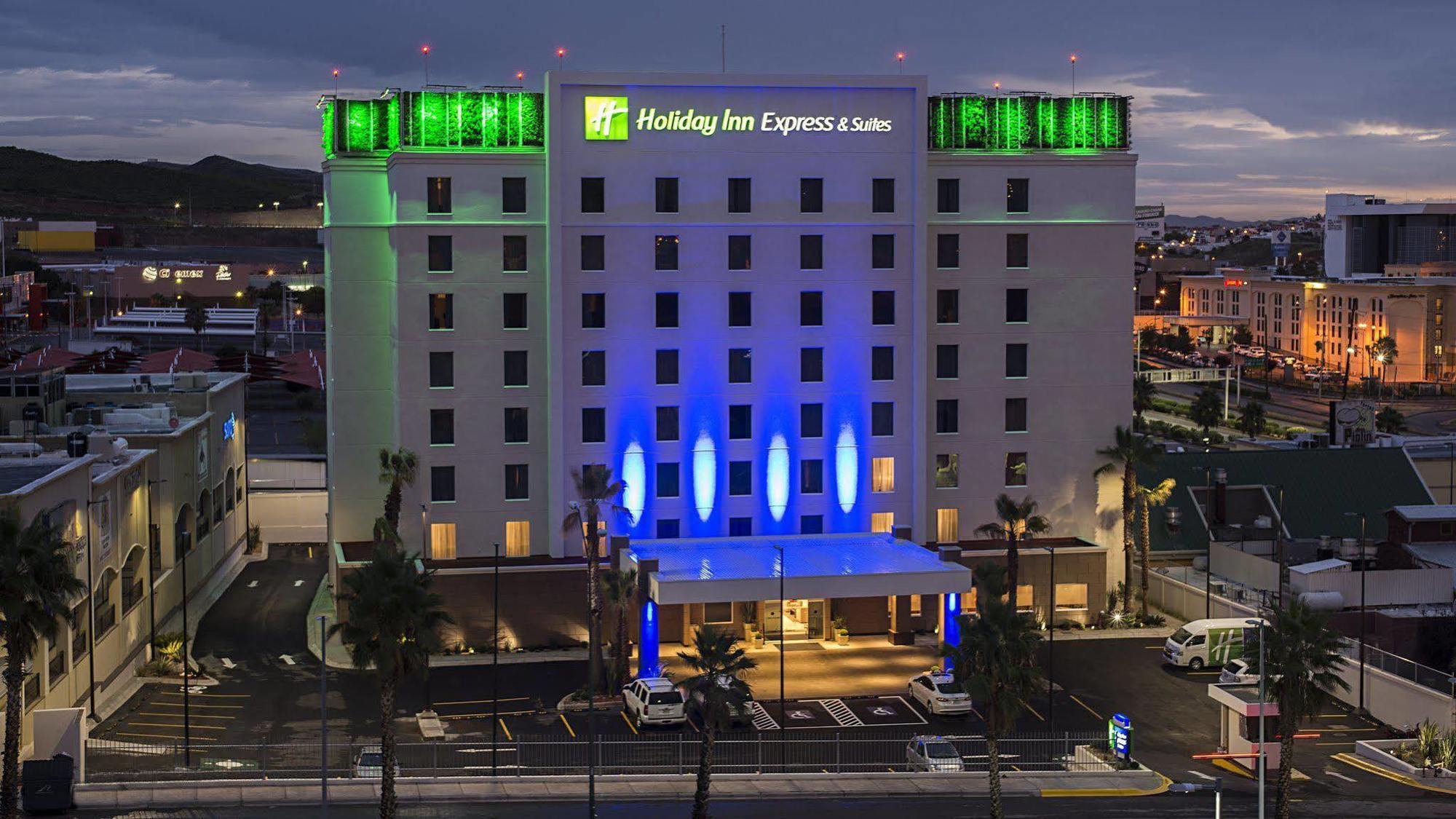 Holiday Inn Express & Suites Chihuahua Juventud By Ihg Exterior photo