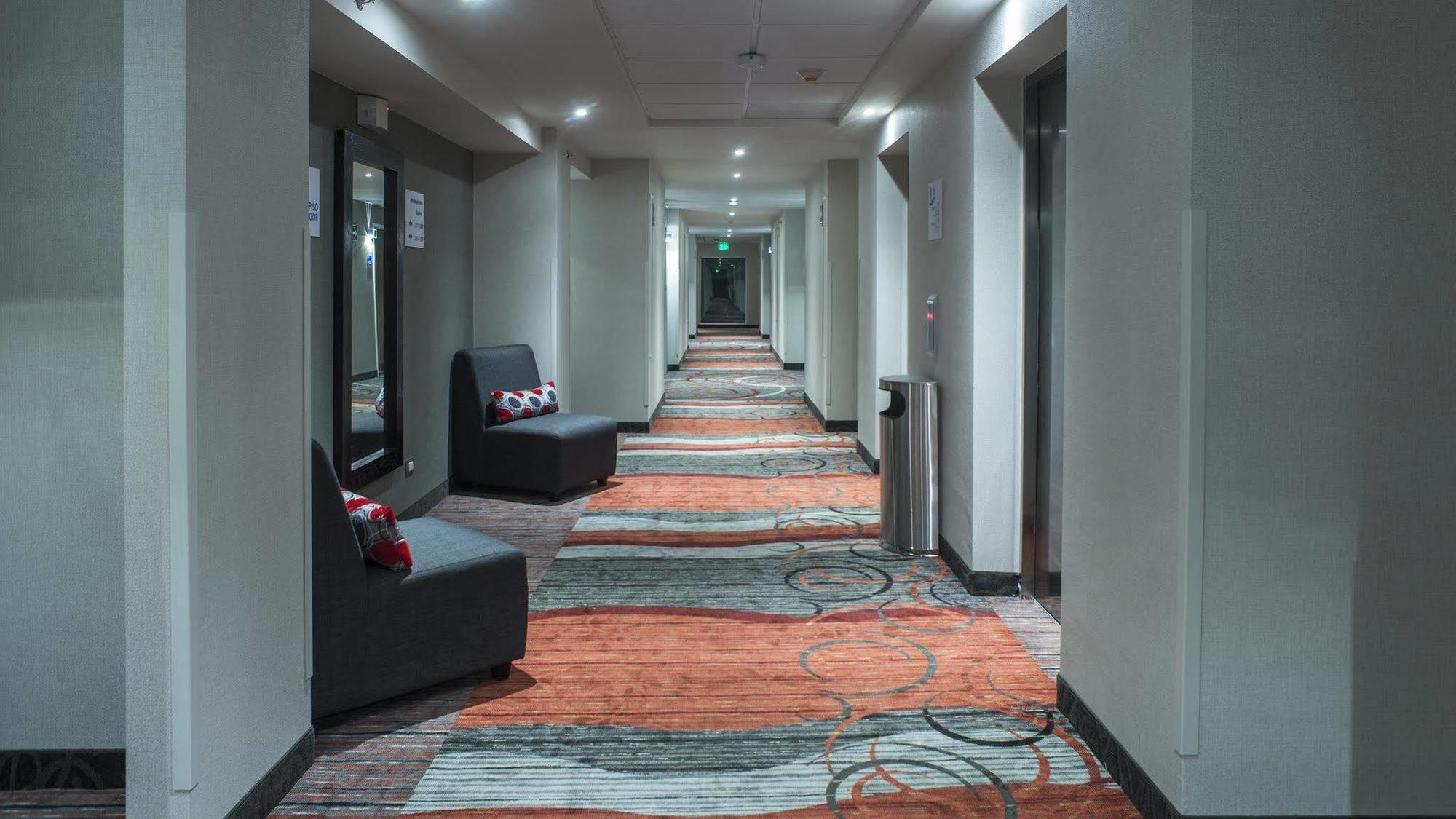 Holiday Inn Express & Suites Chihuahua Juventud By Ihg Exterior photo